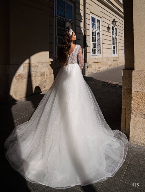 https://www.sposa-lia.com/images/stories/virtuemart/product/415       (3)64.jpg